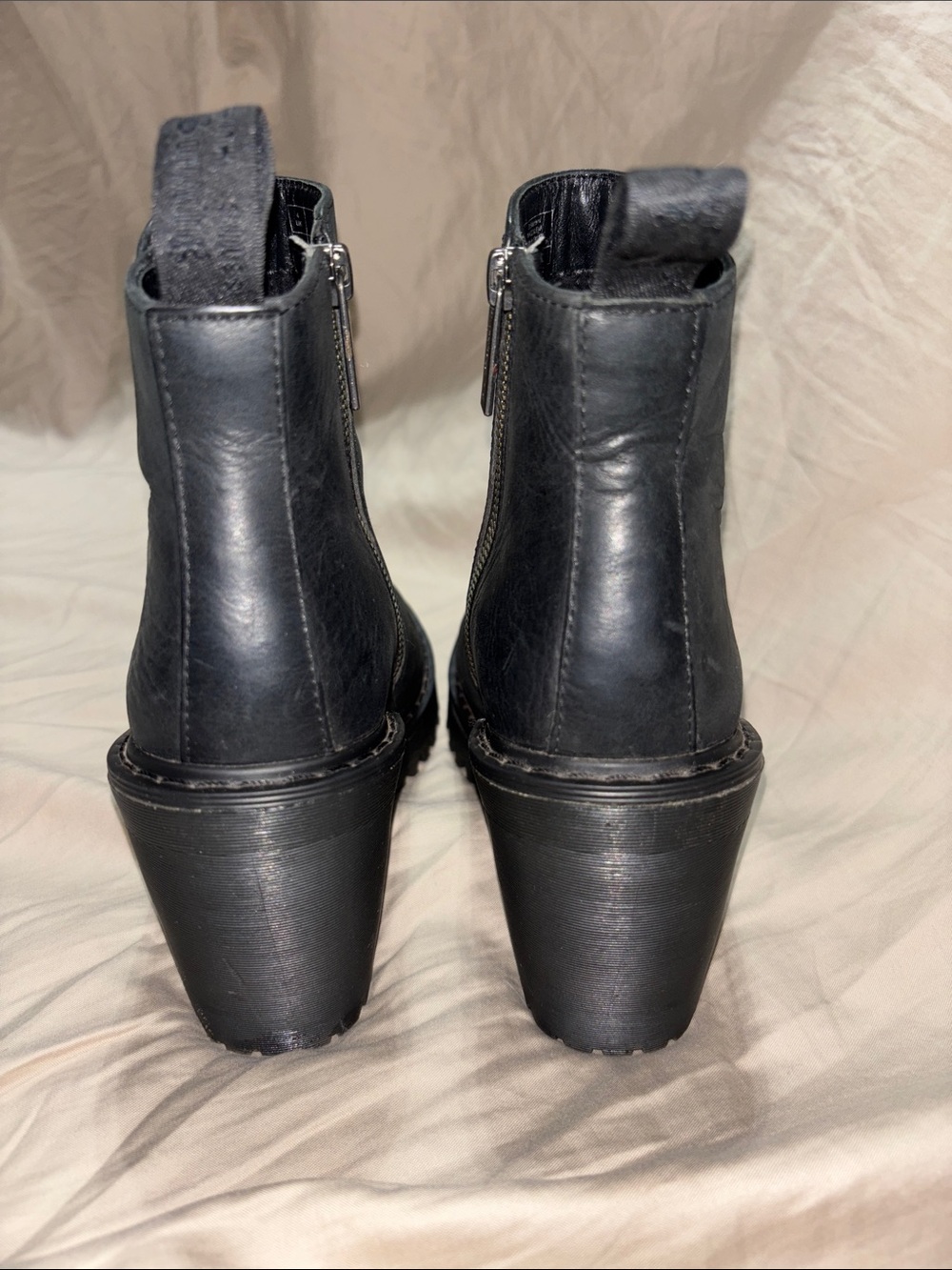 Dr. Martens Magdalena boots - Picture 3 of 9